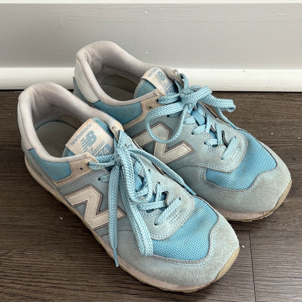 New Balance 574 Athletic Shoes